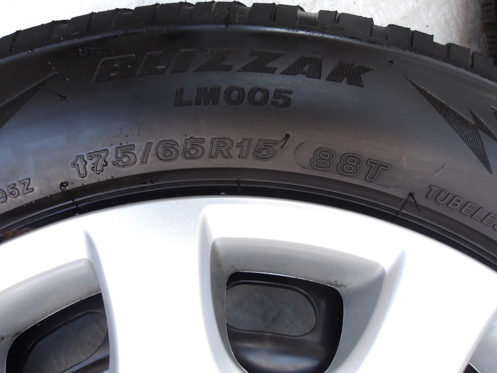 (ÁR/DB)[GYÁRI ÚJSZERŰ] MINI TÉLIKERÉK  6851510 5.5JX 15H2 ET:46 5. kép